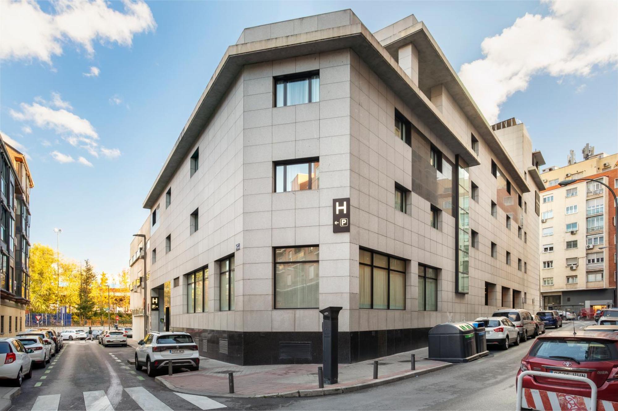 Hotel Catalonia El Retiro Madryt Zewnętrze zdjęcie